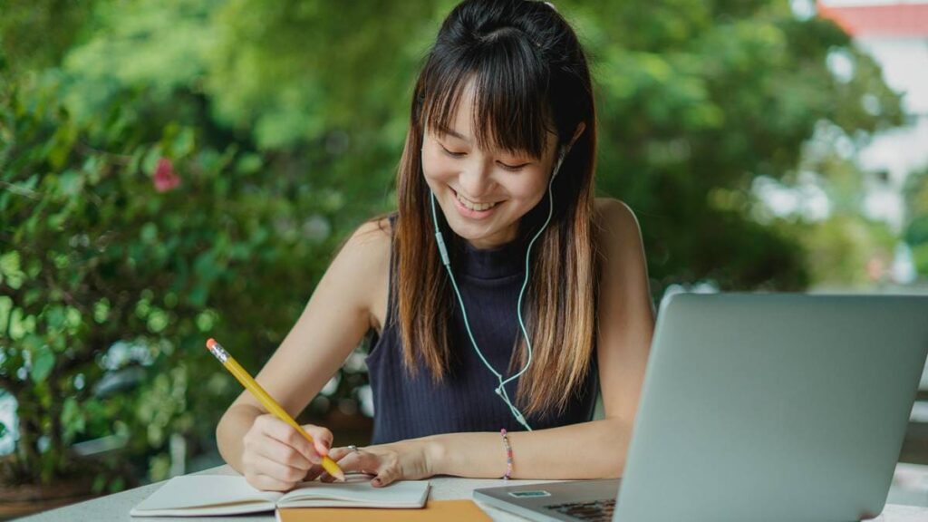 apps para estudiar idiomas mientras escuchas música o podcasts